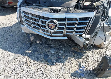 2013 Cadillac Xts Luxury z USA, uszkodzony, nr VIN 2G61R5S38D9228339